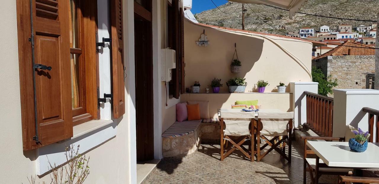 Mika'S House Chalki Town Exterior foto