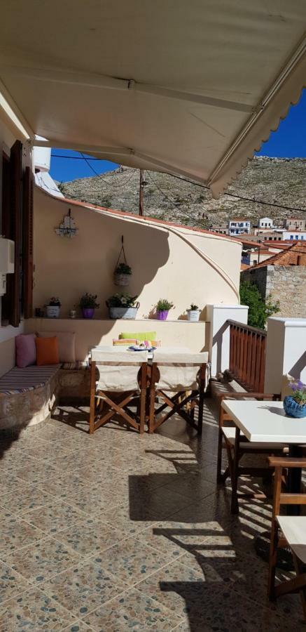 Mika'S House Chalki Town Exterior foto